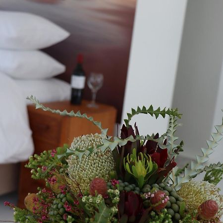 Nivenia Beach House Bettyʼs Bay Esterno foto