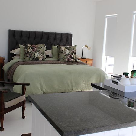 Nivenia Beach House Bettyʼs Bay Esterno foto