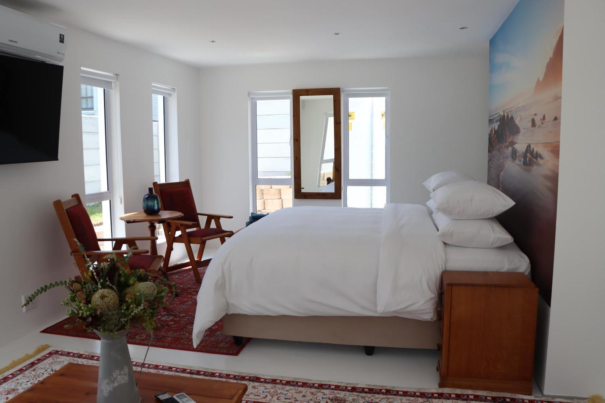 Nivenia Beach House Bettyʼs Bay Esterno foto