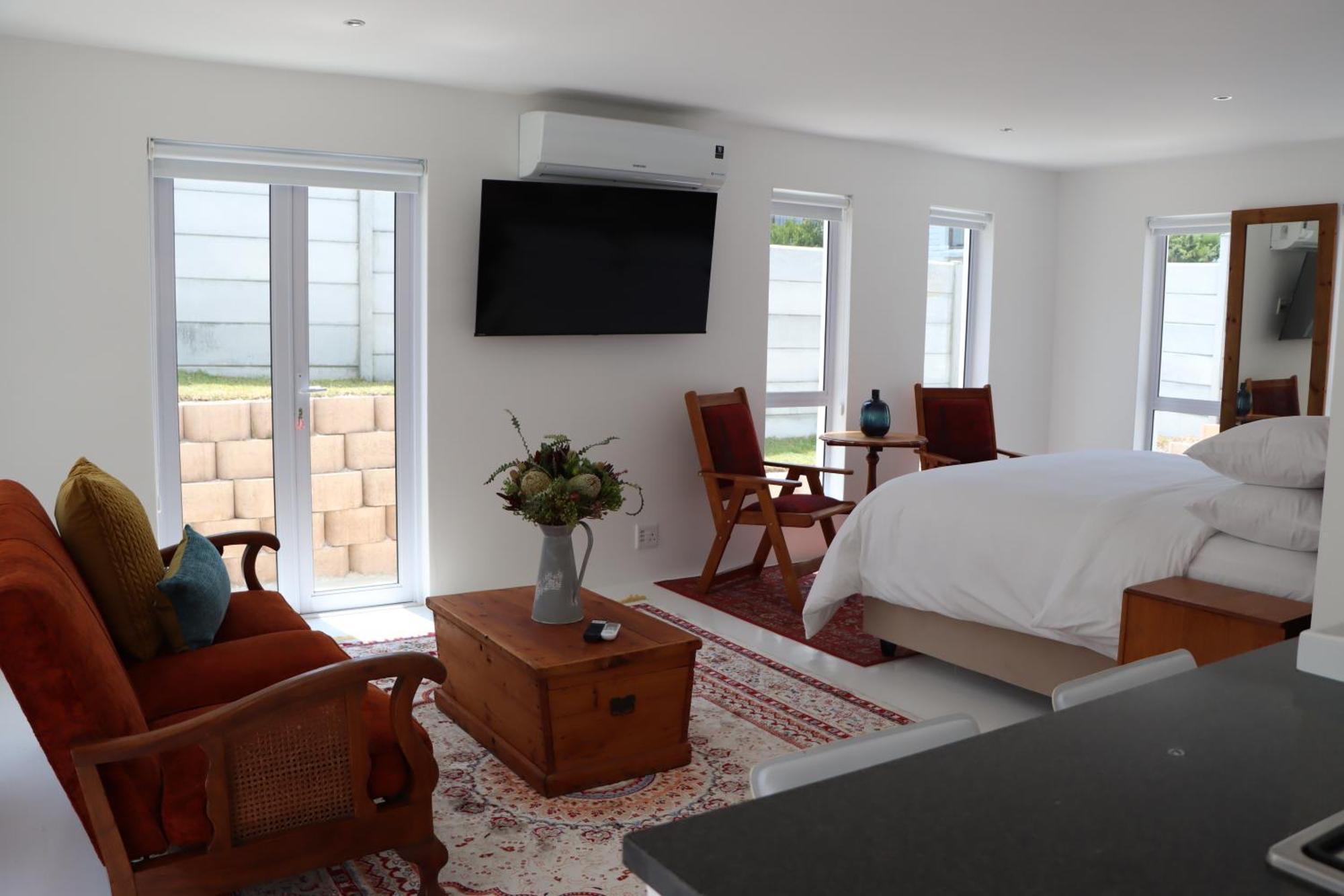 Nivenia Beach House Bettyʼs Bay Esterno foto