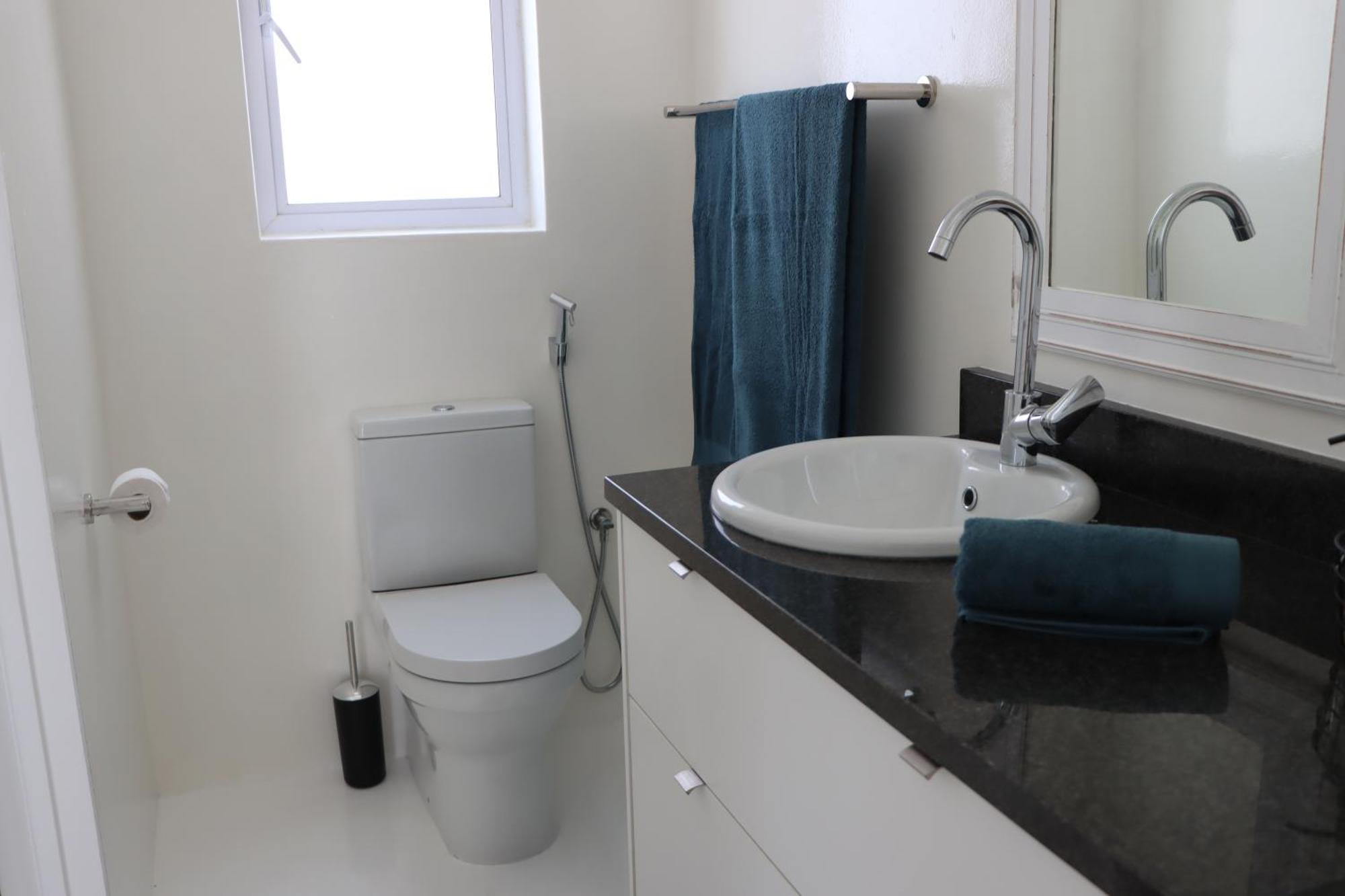 Nivenia Beach House Bettyʼs Bay Esterno foto