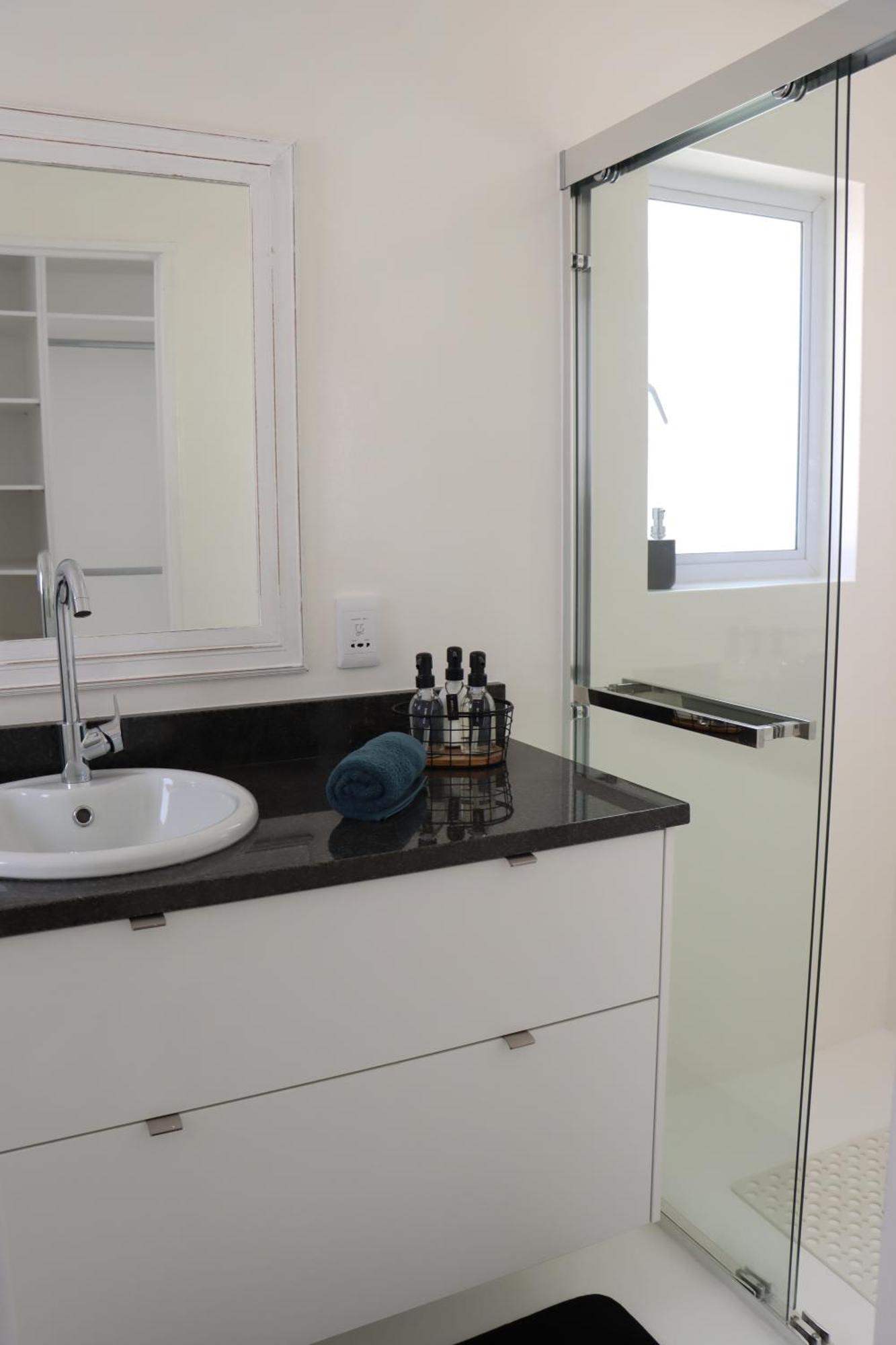 Nivenia Beach House Bettyʼs Bay Esterno foto